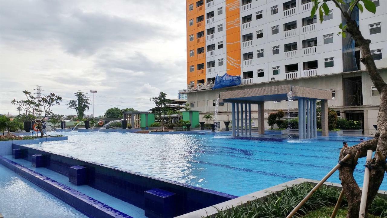Mini Studio Green Pramuka Apartment By Travelio Jakarta Exterior photo